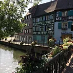 Holiday home La Maison De De Et Son Jardin Colmar