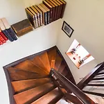 La Maison De De Et Son Jardin *