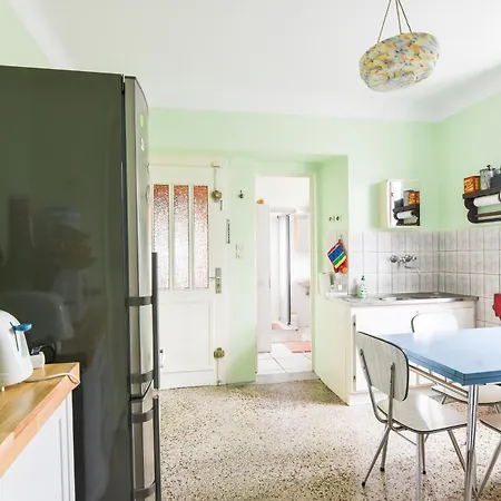 La Maison De De Et Son Jardin كولمار