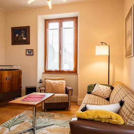 La Maison De De Et Son Jardin Tatil Evi Colmar