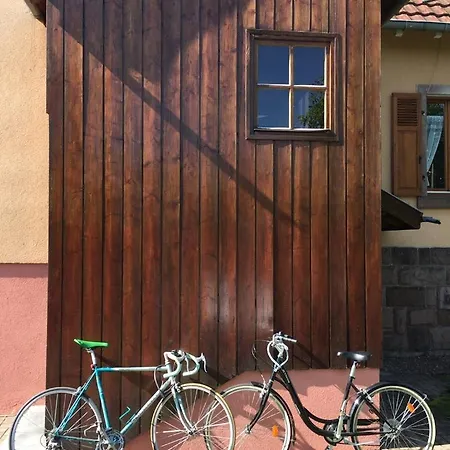 Ferienhaus La Maison De De Et Son Jardin *